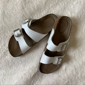 White Madden Girl Sandals